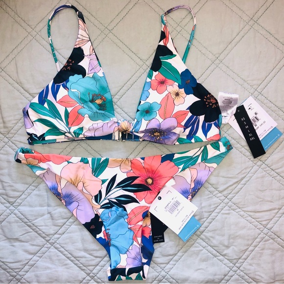 O'Neill Other - O’Neill bikini (M)